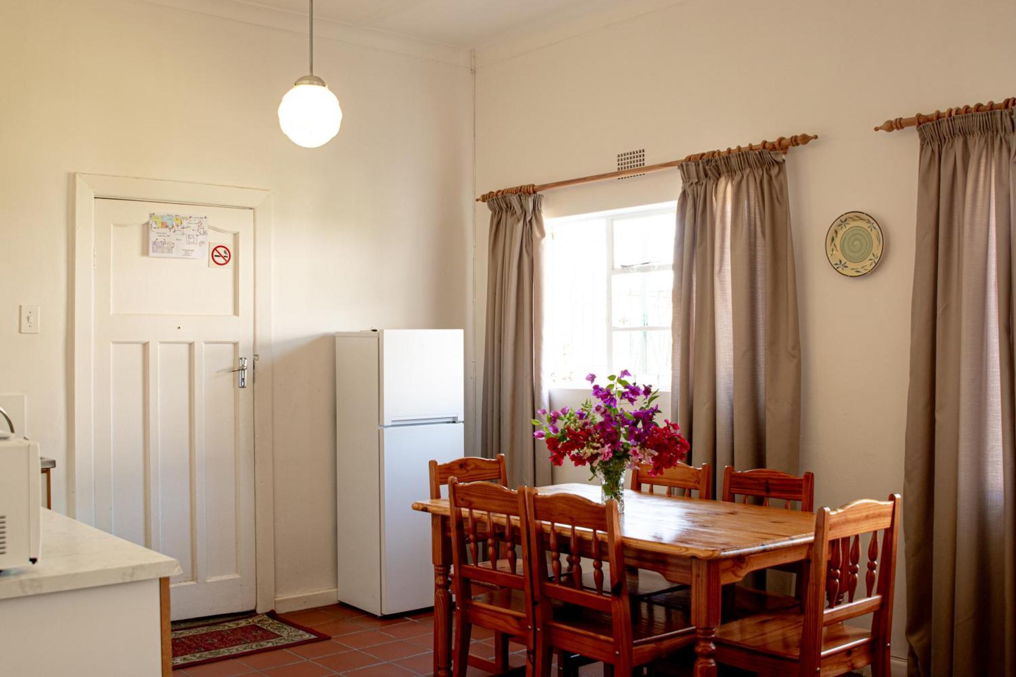 Graaff-Reinet 4 Rothman Street B&B מראה חיצוני תמונה