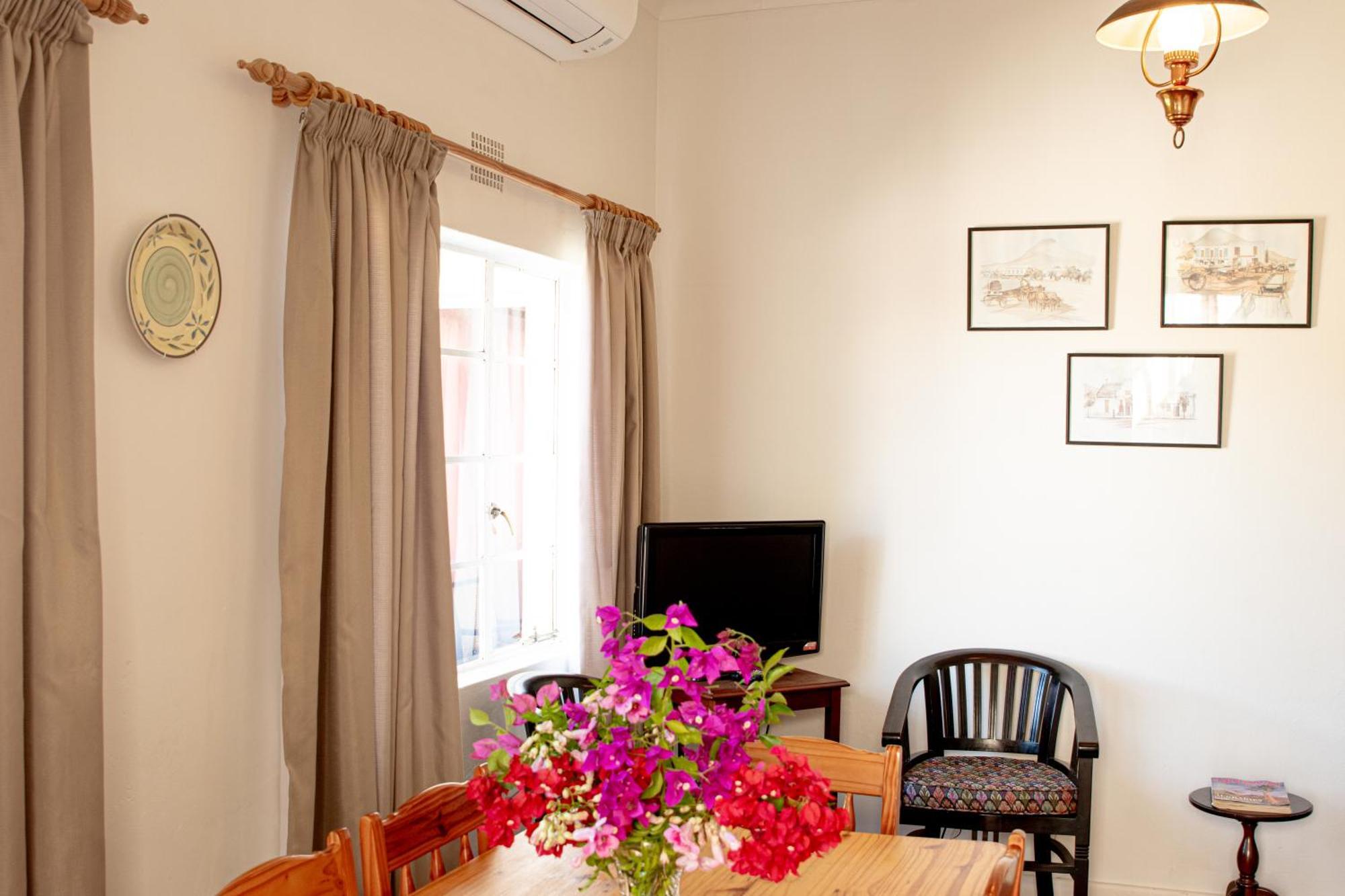 Graaff-Reinet 4 Rothman Street B&B מראה חיצוני תמונה